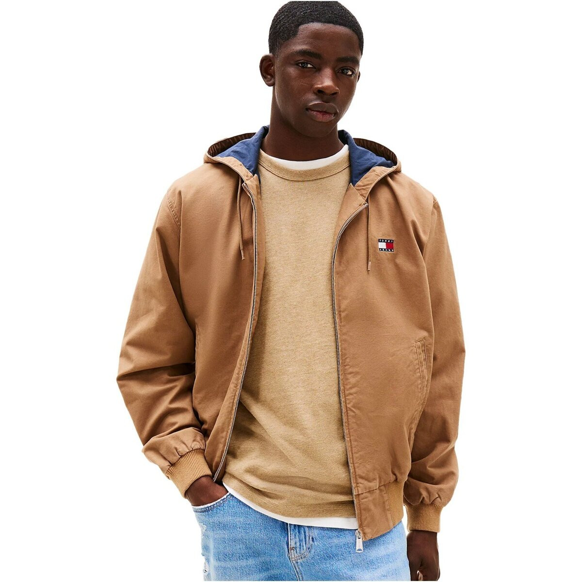 Tommy Jeans  DM0DM20908  Hnědá