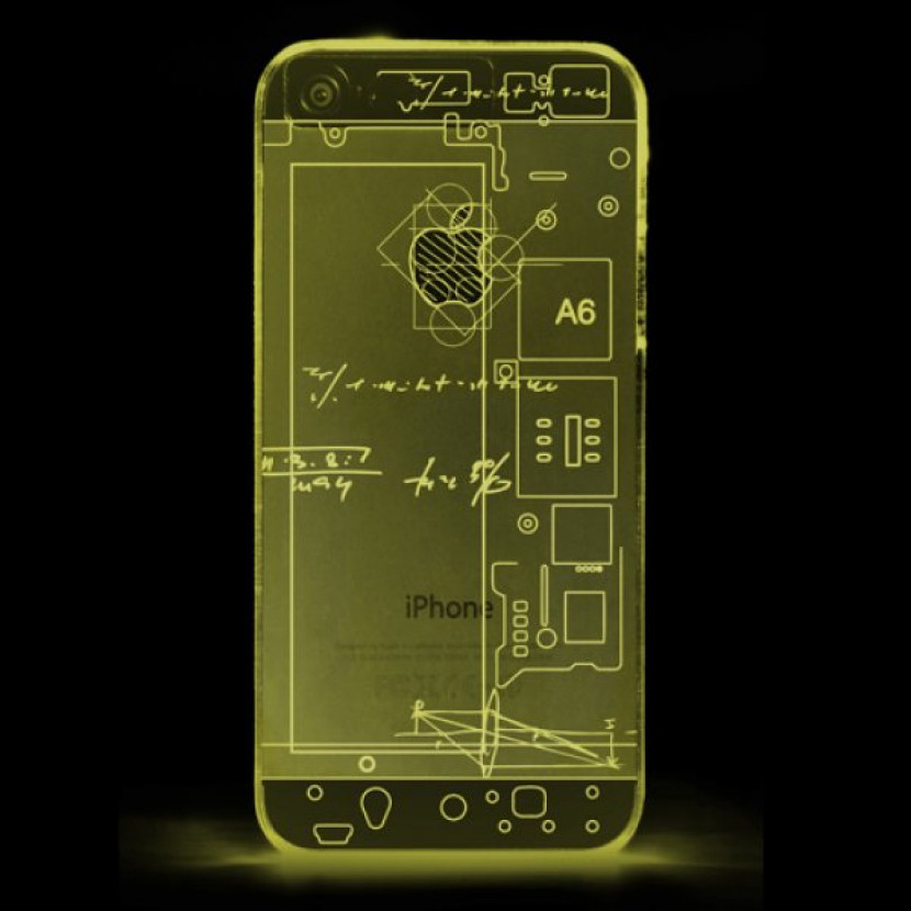Kryt na iPhone 5 iLight - průhledný