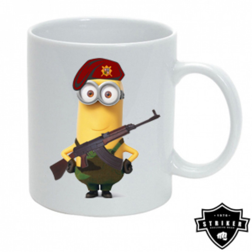 Hrnek Striker Armoň se samopalem - bílý-červený