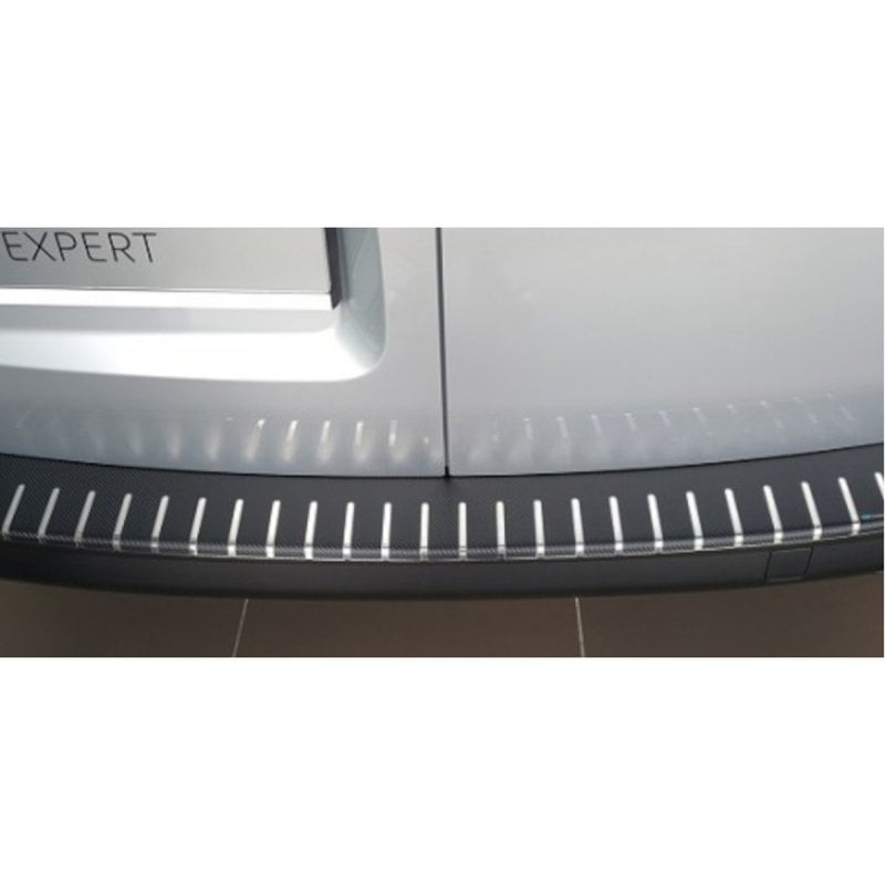 Ochranná lišta hrany kufru Citroen Jumpy 2016- (carbonová folie)