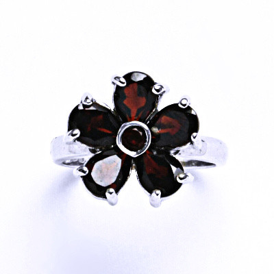 Stříbrný prsten s granátem, prsten ze stříbra VR 236