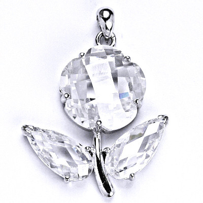 Stříbrný přívěšek s čirým zirkonem, kytička, 10,97 g