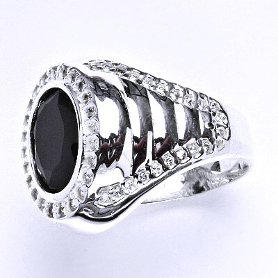 Stříbrný prsten s černým zirkonem, prsten ze stříbra, 11,55 g