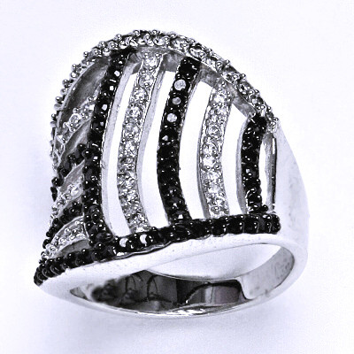 Stříbrný prsten s černými a čirými zirkony, prsten ze stříbra, 7,65 g