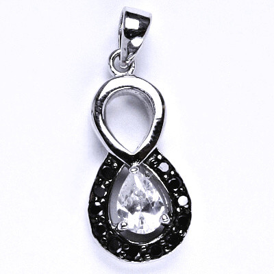 Stříbrný přívěsek s černými a čirými zirkony, přívěsek ze stříbra, 3,02 g