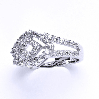 Stříbrný prsten s čirými zirkony,prstýnek ze stříbra,váha 4,28 g