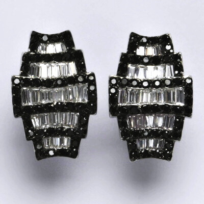 Stříbrné náušnice s čirými a černými zirkony,váha 10,89 g