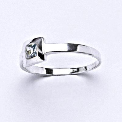 Prsten stříbrný s akvamarínem, prsten ze stříbra, T 1128 A