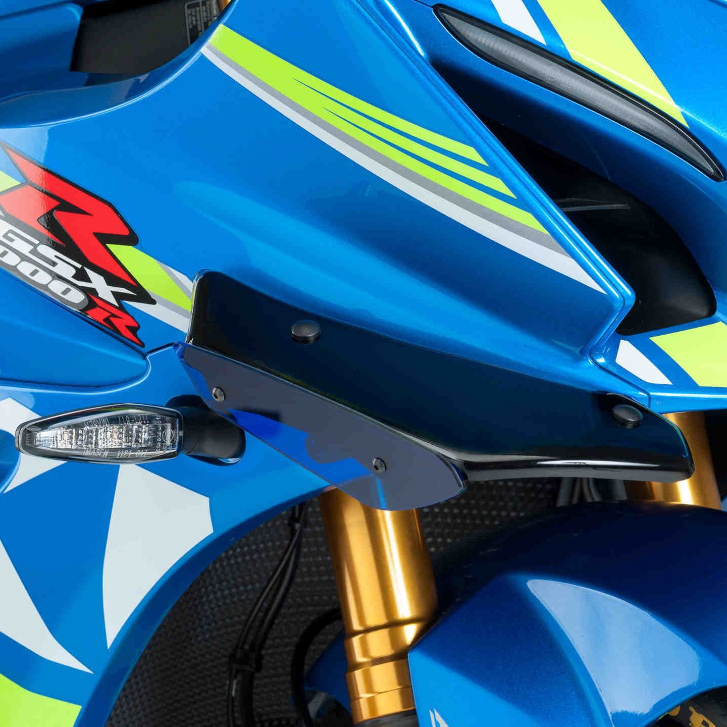 Puig 9738 Boční spoiler Suzuki GSX-R 1000/R (17-22) Červená (R)