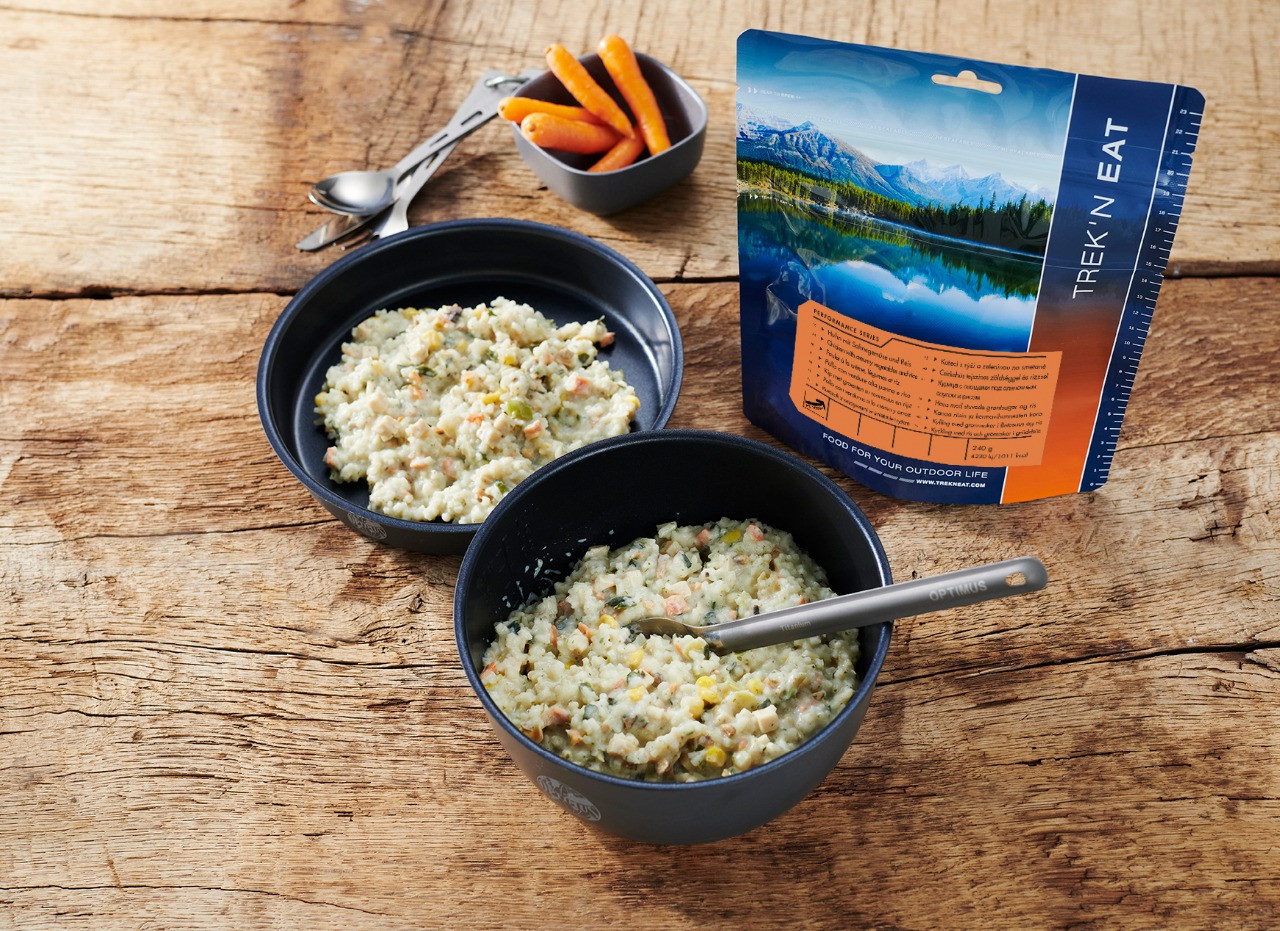 Trek'N Eat  Jemné kuře s krémovou zeleninou a rýží 1000+ kcal 4015753902019