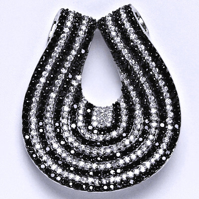 Stříbrný přívěsek s čirými a černými zirkony, přívěsek ze stříbra,váha 9,81 g