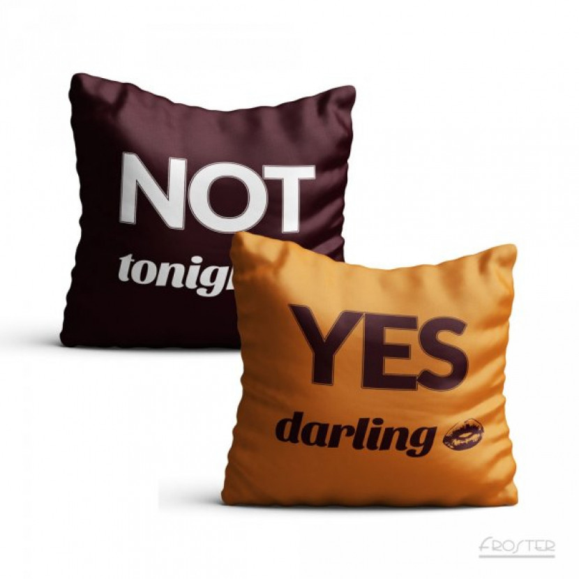 Povlak na polštář YES/NO - hnědý