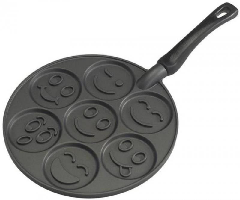 Nordic Ware Pánev na lívance smajlík 01920