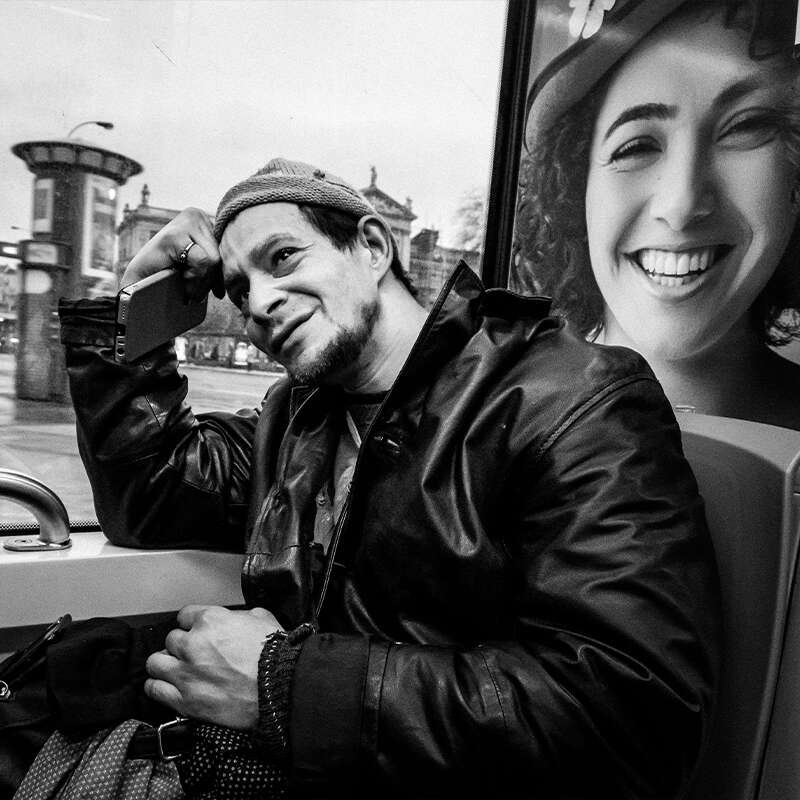 Zažijte město skrze široký objektiv Laowa