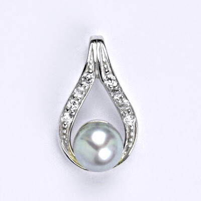 Stříbrný přívěšek s přírodní stříbrnou perlou P 1411