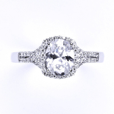 Stříbrný prsten s čirými zirkony,prsten ze stříbra,váha 3,72 g