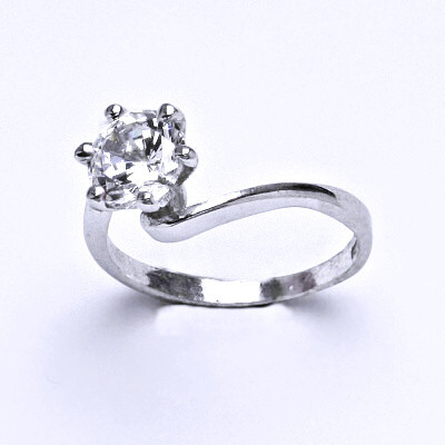 Stříbrný prsten s čirým zirkonem,prstýnek ze stříbra,váha 2,24 g