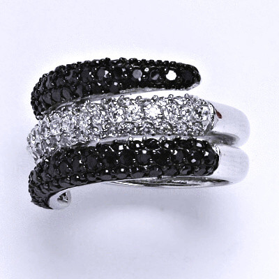 Stříbrný prsten s čirými a černými zirkony,prsten ze stříbra,váha 9,92 g
