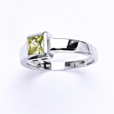 Prsten s syntetickým zirkonem yellow stříbrný