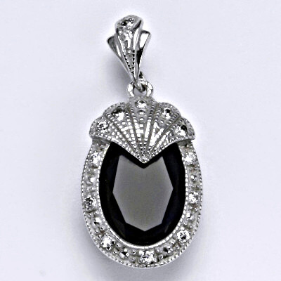 Stříbrný přívěšek s tmavomodrým sklem P 1202/1