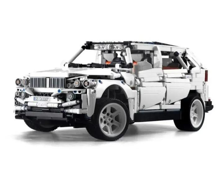 IQ models Stavebnice CaDA - Auto G5 SUV - 2208 dílků