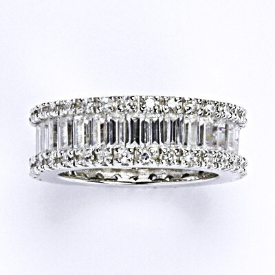 Stříbrný prsten s čírými zirkony,prsten ze stříbra,9,28 g