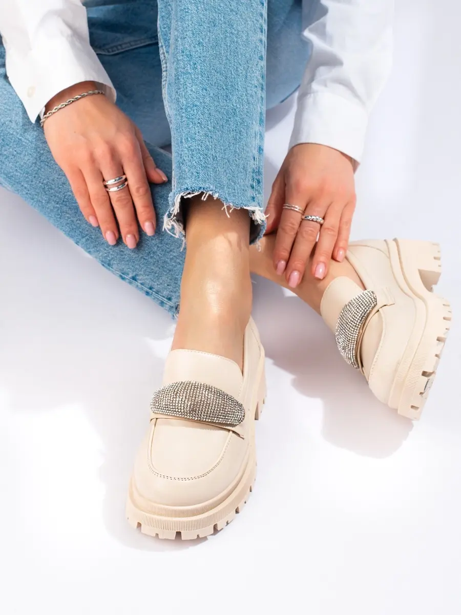 Exkluzívní béžové dámské polobotky na plochém podpatku