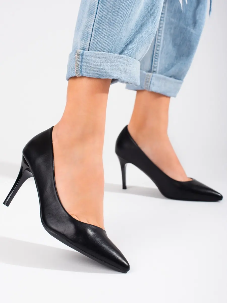Stylové dámské černé lodičky na jehlovém podpatku