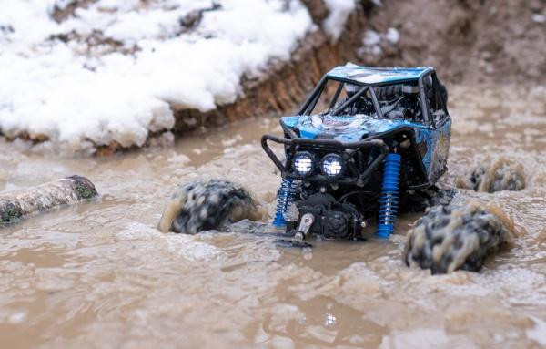 IQ models MZ-SHARK 1/10 modrý voda bláto sníh RC_94912 RTR 1:10