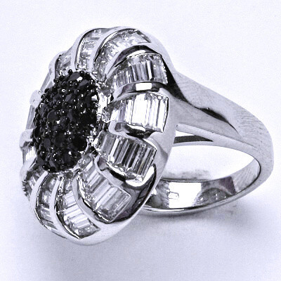 Stříbrný prsten, prsten ze stříbra, syntetický čirý a černý zirkon, kytka, kytička, váha 11,3 g, vel.51