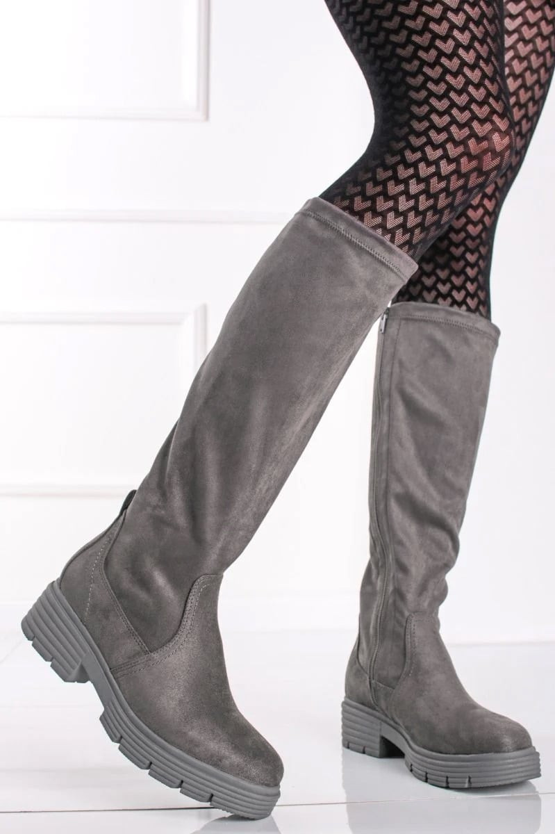 Šedé semišové vysoké kozačky 8-25661