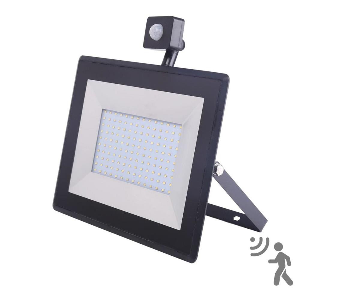 B.V.  - LED Reflektor se senzorem LED/100W/230V IP65 černá