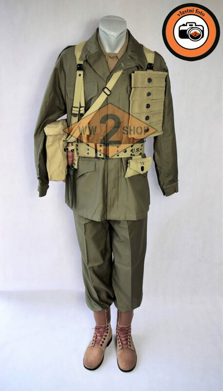 US střelec Thompson s řemením- M43, velikost blůzy velikost 38, velikost kalhot M43 velikost 30, velikost košile M37 velikost L