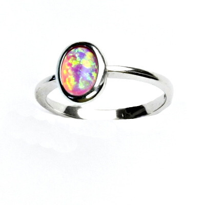Stříbrný prsten, růžový syntetický opál, prstýnek s opálem, T 1354