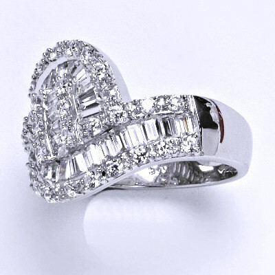 Stříbrný prsten s čirými zirkony,prsten ze stříbra,váha 8,92 g