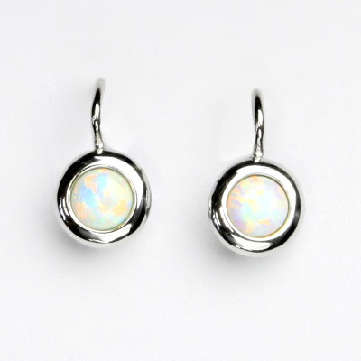 Stříbrné náušnice, bílý syntetický opál, náušnice s opálem, NK 1470