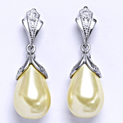 Stříbrné náušnice s krémovou umělou perlou, NŠ 1217/10