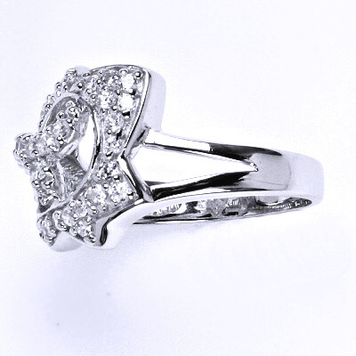 Stříbrný prsten s čirými zirkony,prsten ze stříbra,váha 5,12 g