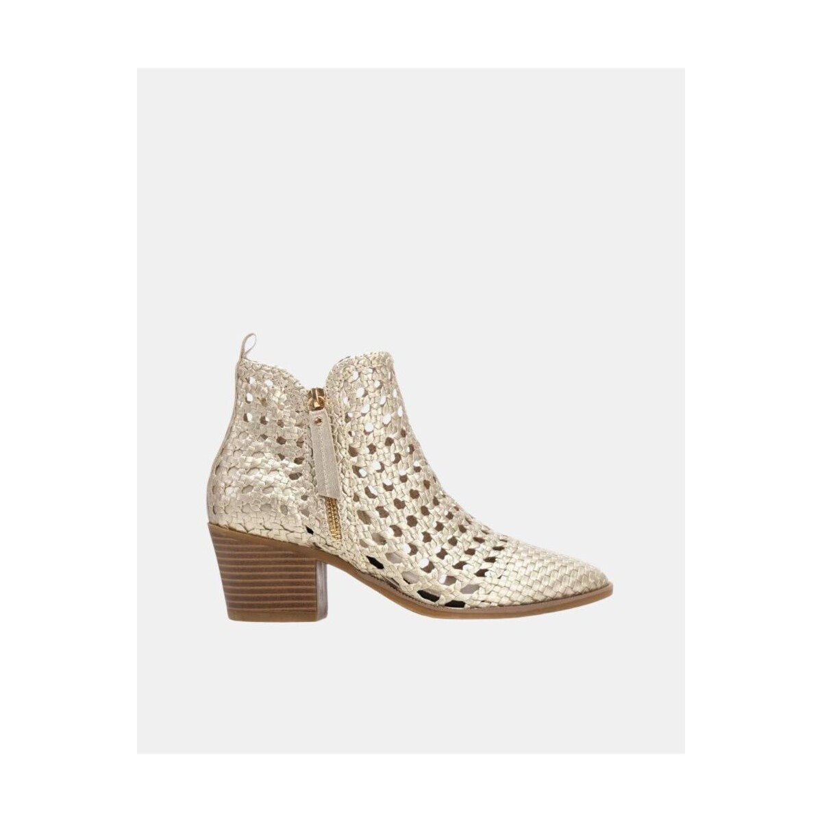 Carmela  162344  Zlatá