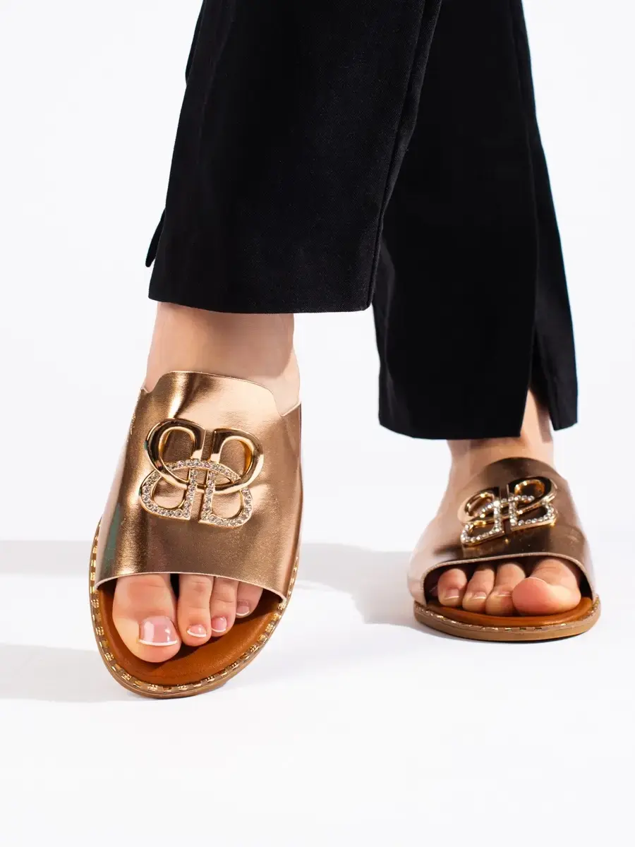 Exkluzívní dámské zlaté nazouváky bez podpatku