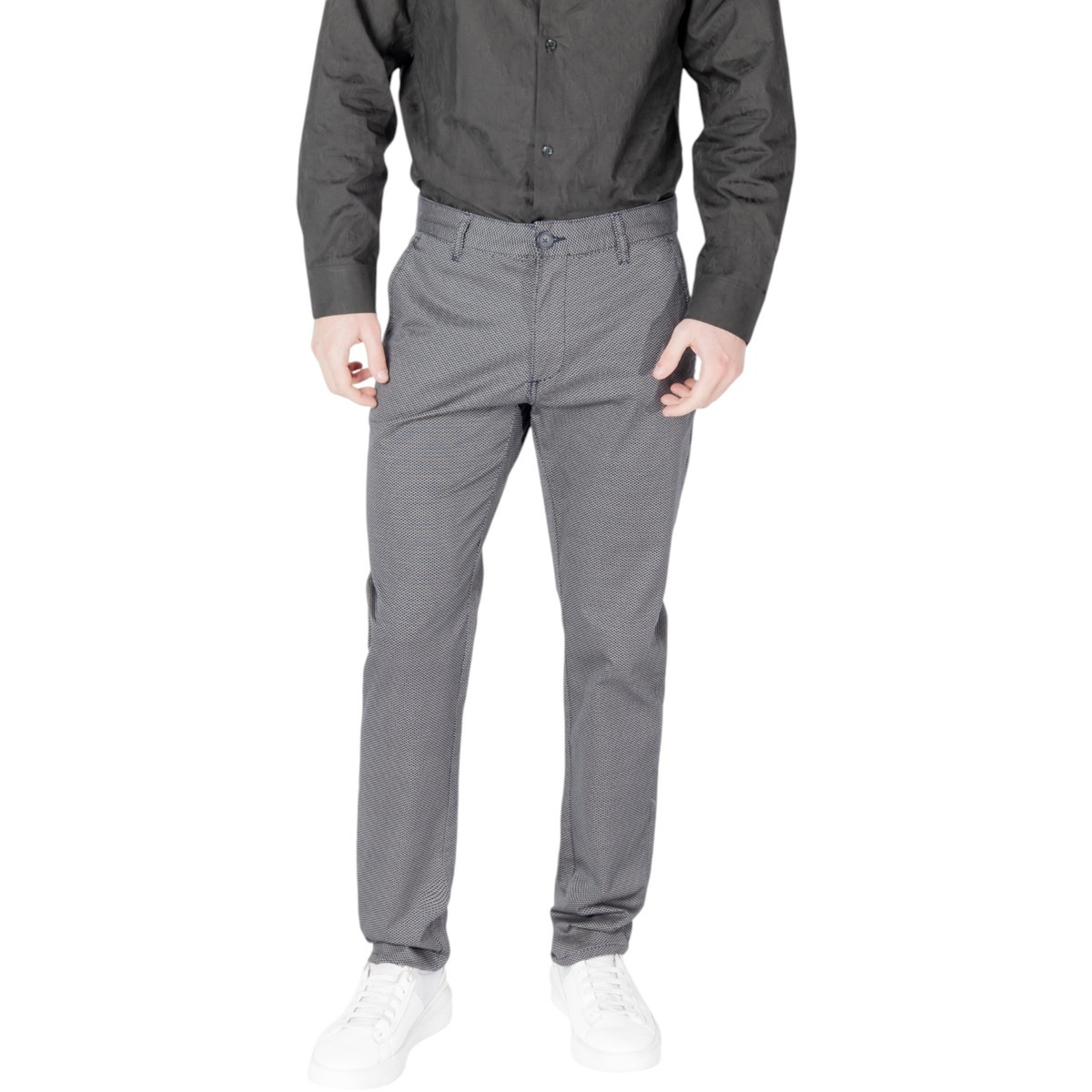 EAX  XM000626 AF13183  Modrá