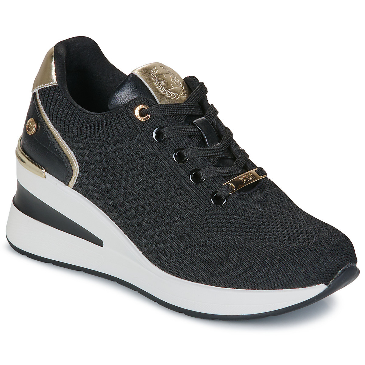 Xti  143721  Černá