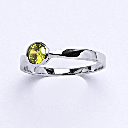 Stříbrný prsten se syntetickým zironem yellow, (VR87)
