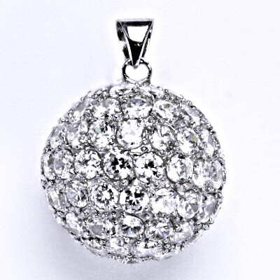 Stříbrný přívěšek s čirými zirkony, koule, váha 21,89 g