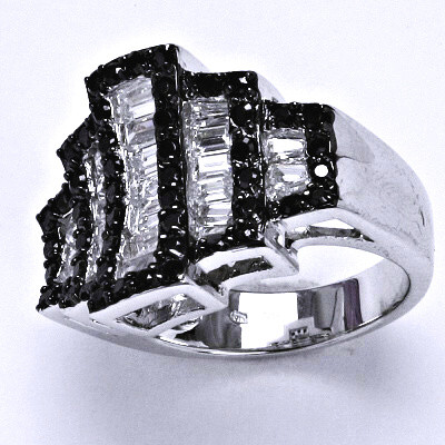 Stříbrný prsten, prsten ze stříbra, syntetický čirý a černý zirkon, váha 10,2 g, vel.57