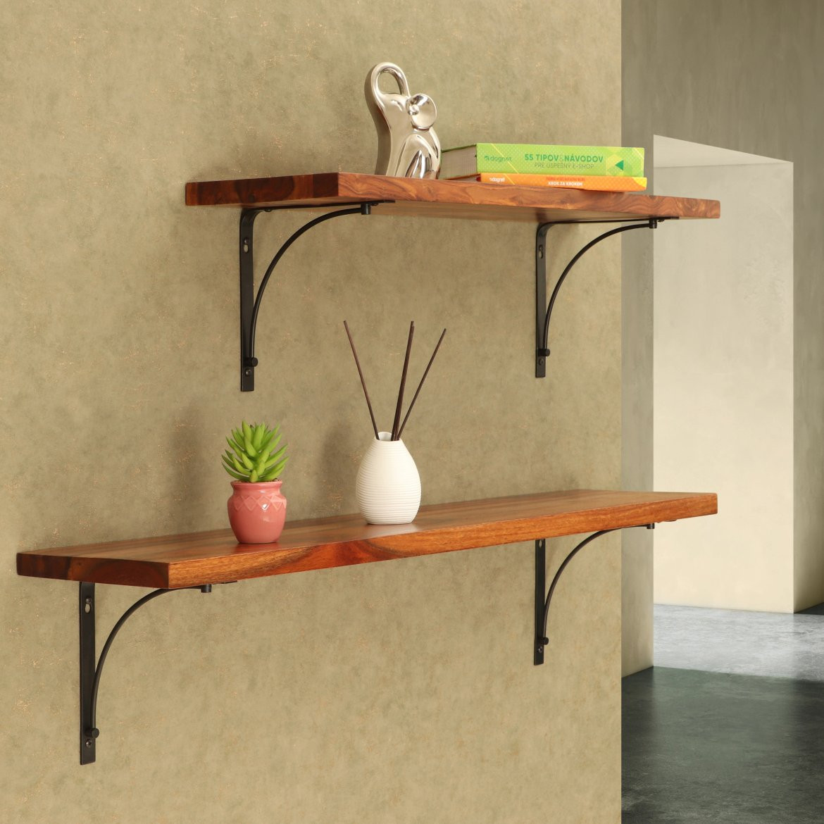 indickynabytek.cz - Police na zeď s konzolí Kira