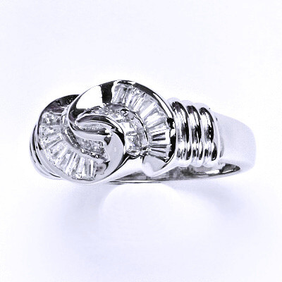 Stříbrný prsten s čirými zirkony,prsten ze stříbra,váha 4,96 g