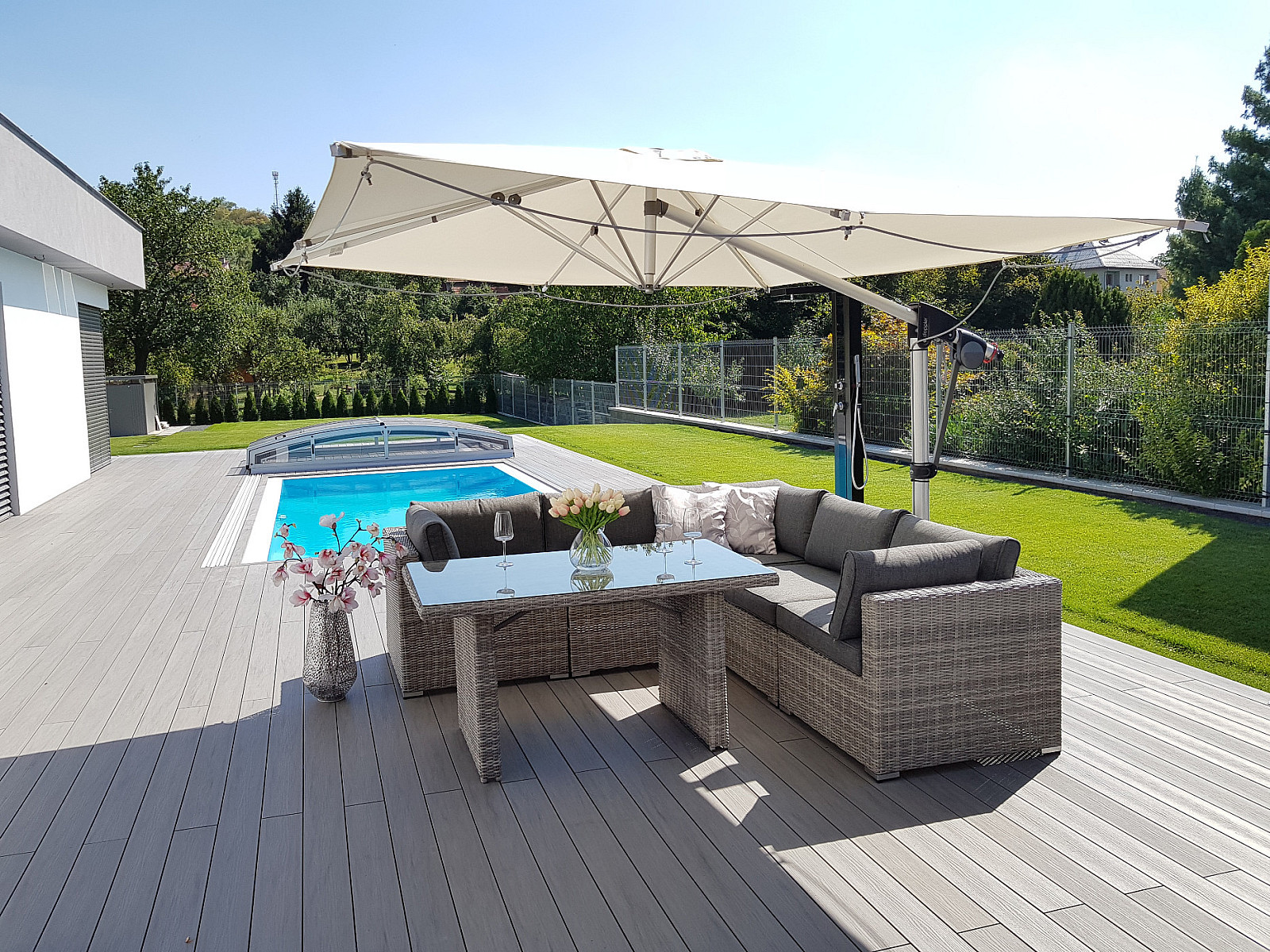 Deokork Ratanová variabilní sestava jídelní SEVILLA  pro 5 osob (šedá)