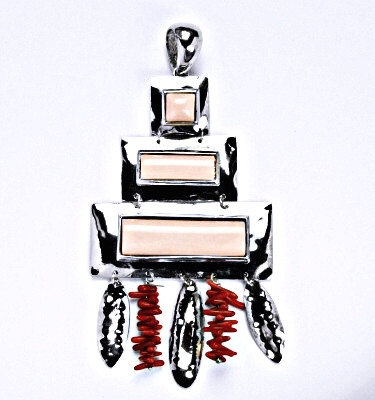 Stříbrný přívěšek, 25,47 g