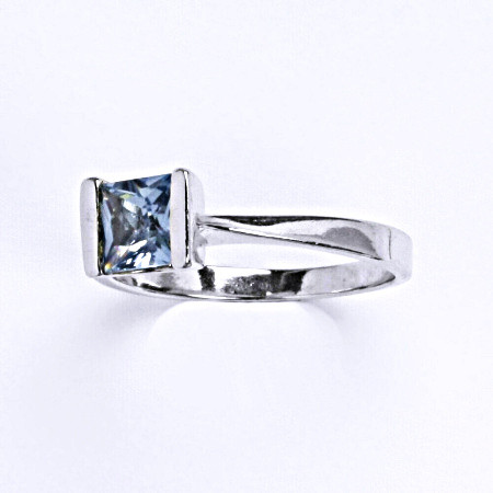 Stříbrný prsten s akvamarínem 000971351623